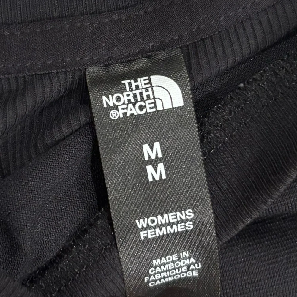The North Face Women's Black Muscle Tee - Picture 3 of 4